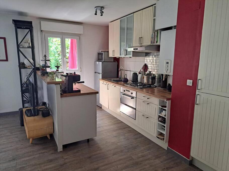 Appartement Cosy Avec Jardin Et Parking Gennevilliers Exteriér fotografie