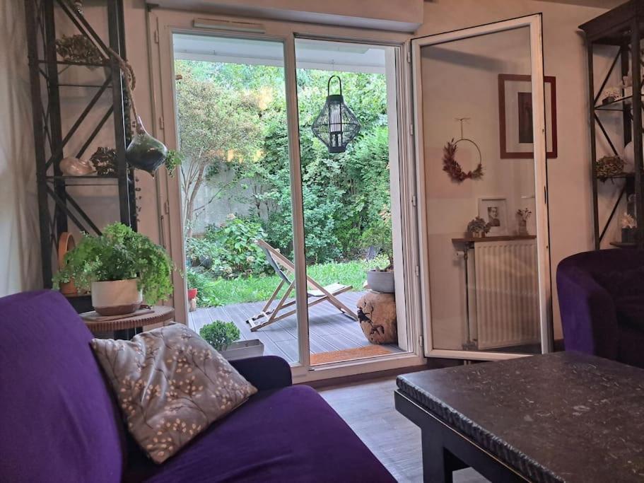 Appartement Cosy Avec Jardin Et Parking Gennevilliers Exteriér fotografie